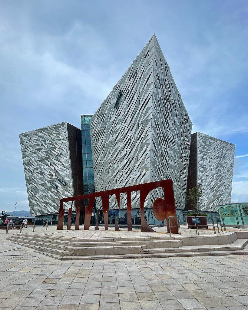 Cursos de Inglés en Belfast 2026