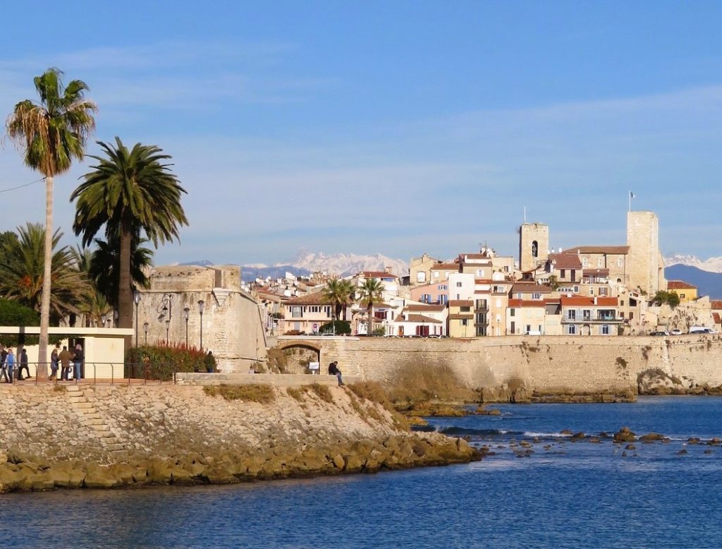 Cursos de Francés en Antibes – 2026
